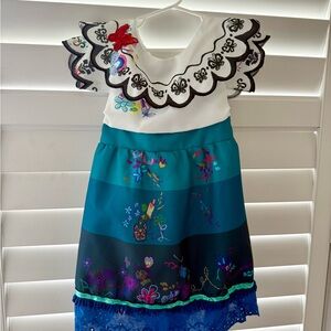 Trish Scully Mirabel dress/costume size 2